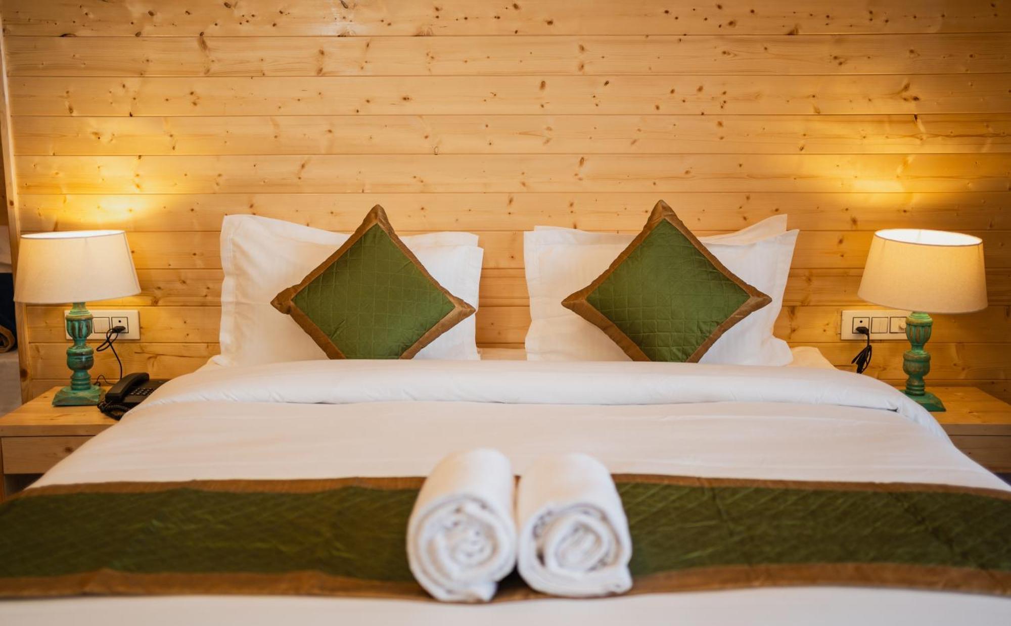 Sansa By The Woods - Manor&Spa Mussoorie Esterno foto